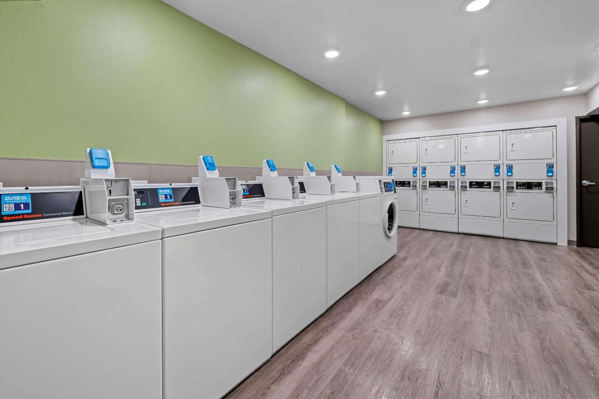 Woodspring Suites Loves Park - Rockford Ngoại thất bức ảnh